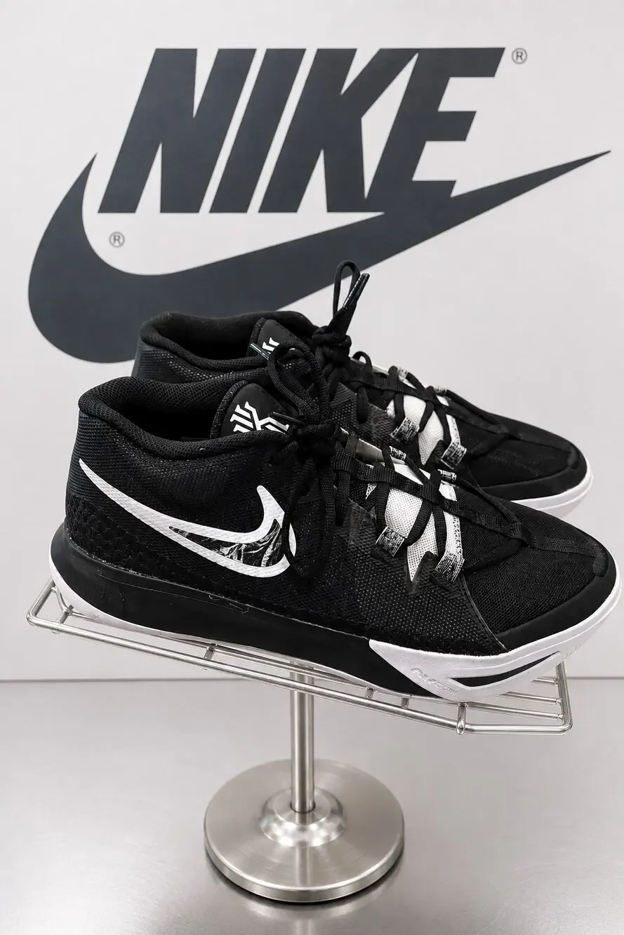 Nike Kyrie Flytrap 6 Black White Basketball Shoes Men’s 9 DM1125-001